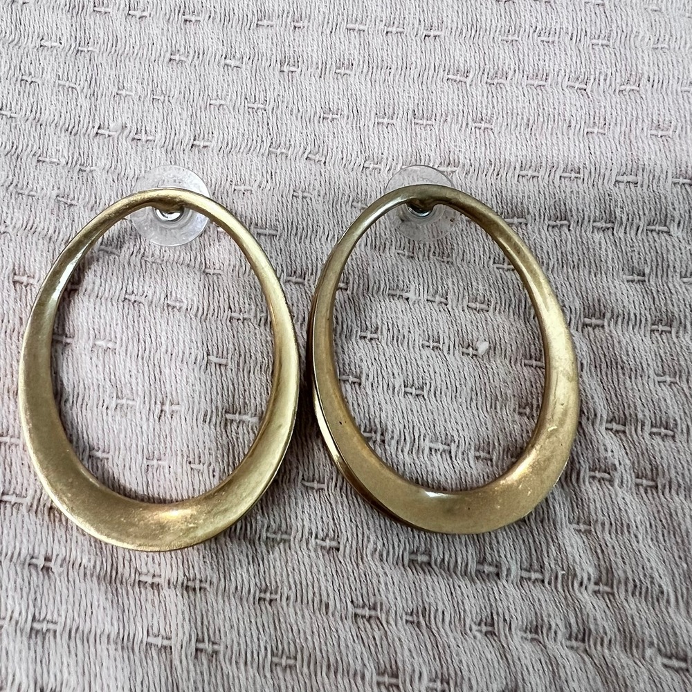 Stella & Dot Oval Hoop Earrings Womens 2" Gold Tone Sculptural Brushed Tapered